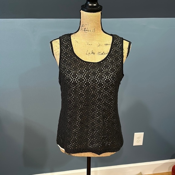 J. Crew Tops - J.Crew tank top size 4 women’s